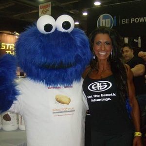 Meet your Posher, Rosa maria